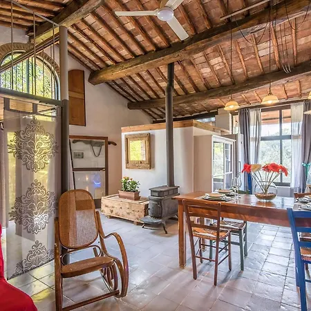 Holiday home La Capanna Mit Garten Und Pool